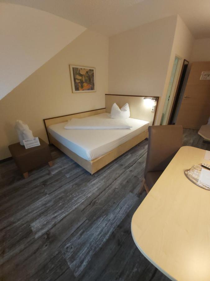 Hotel Montana Limburg ลิมบวร์ก อัน แดร์ ลาน ภายนอก รูปภาพ