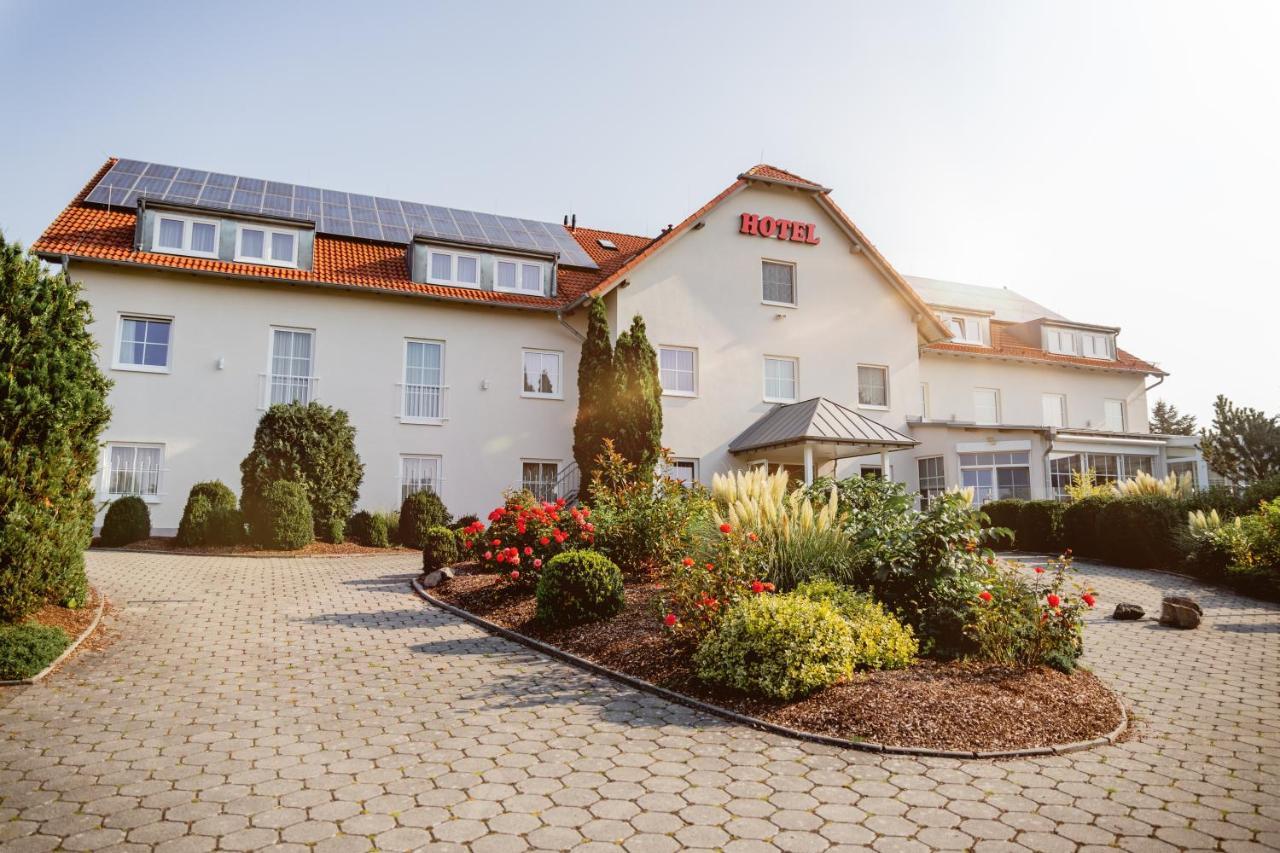 Hotel Montana Limburg ลิมบวร์ก อัน แดร์ ลาน ภายนอก รูปภาพ