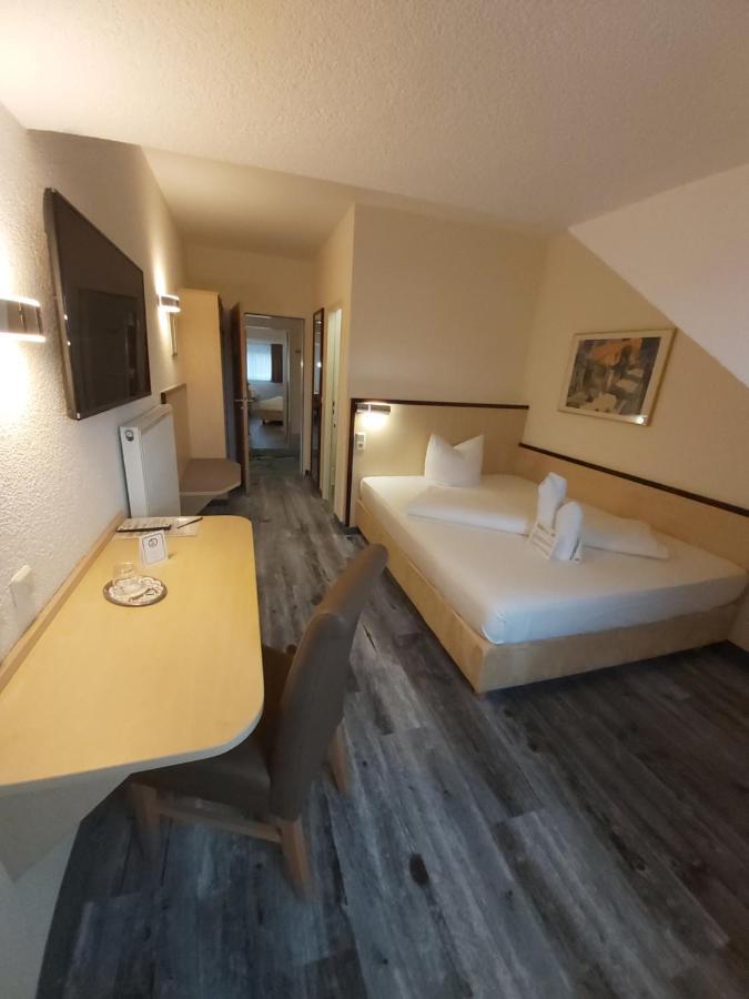 Hotel Montana Limburg ลิมบวร์ก อัน แดร์ ลาน ภายนอก รูปภาพ
