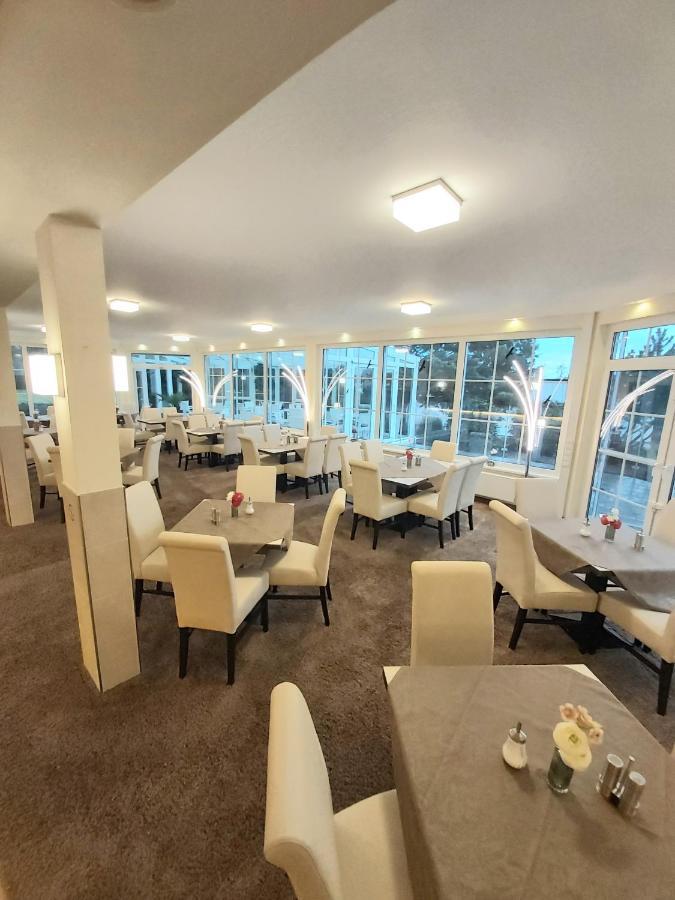 Hotel Montana Limburg ลิมบวร์ก อัน แดร์ ลาน ภายนอก รูปภาพ