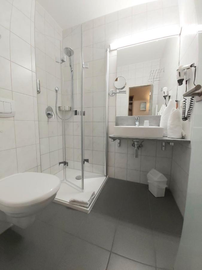 Hotel Montana Limburg ลิมบวร์ก อัน แดร์ ลาน ภายนอก รูปภาพ