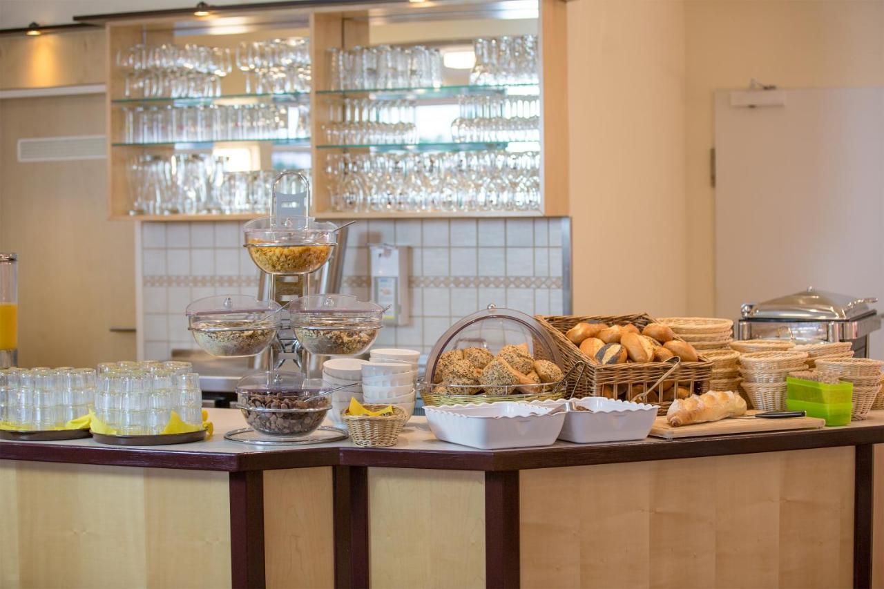 Hotel Montana Limburg ลิมบวร์ก อัน แดร์ ลาน ภายนอก รูปภาพ