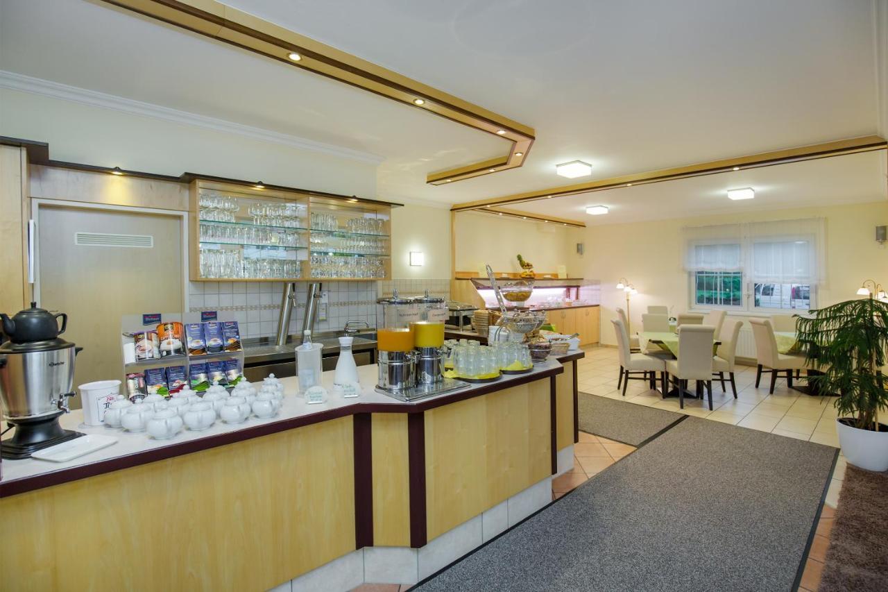 Hotel Montana Limburg ลิมบวร์ก อัน แดร์ ลาน ภายนอก รูปภาพ