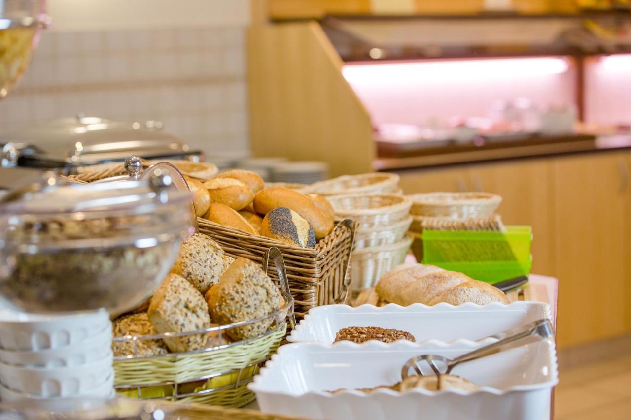 Hotel Montana Limburg ลิมบวร์ก อัน แดร์ ลาน ภายนอก รูปภาพ